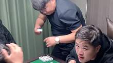 没想到吧，三个王八蛋！