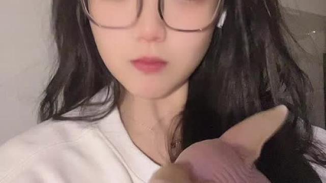 may-王千千【千千静听】发布了一条随拍,赶紧来围观