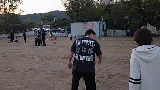 懲罰游戲重重拍臀響亮全場笑