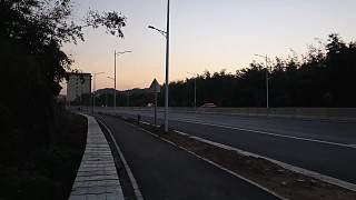 回憶往昔節(jié)目自夸過目不忘遭嘲諷