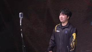 話筒高度不足選手難夠引尷尬