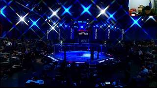 觀看UFC女子草量級對決