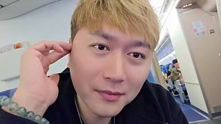 巧遇迪迪聊阿維塔車展