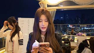 小龍女講述斷手往事落淚