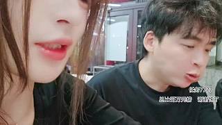 大帝倒酒服務(wù)大哥引歡笑