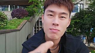 誠(chéng)懇道歉拖鞋不敢再穿