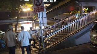 街頭老外多直呼搞笑