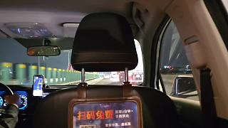 詳述吃老鼠卡牙縫惡心過程