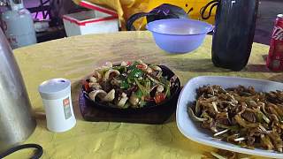 吐槽美食攻略踩雷盛贊路邊攤
