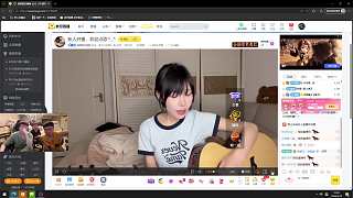 自彈自唱陳粒歌曲引觀眾熱議