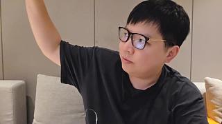 女嘉賓推搡互動尷尬結(jié)束