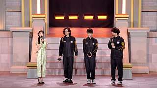 瀟瀟雙語主持引觀眾熱議