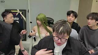 蛇瞳坐前排解說開始