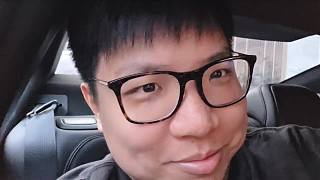 女子唱歌遭捂嘴制止