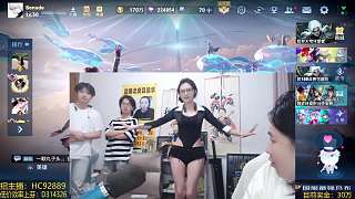 跳舞內(nèi)容被警告引發(fā)熱議