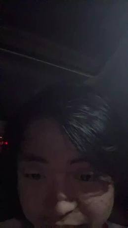 談及與父親疏遠(yuǎn)關(guān)系