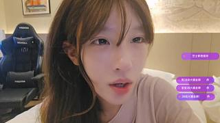 詢問觀眾是否玩英雄聯(lián)盟