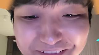 送蛋糕忘誰生日引發(fā)歡笑