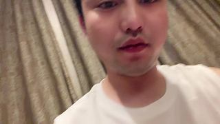 聚餐時(shí)表達(dá)男粉優(yōu)于女粉觀點(diǎn)