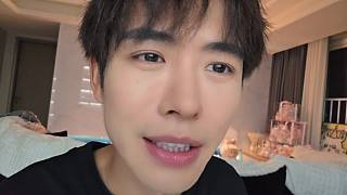 解釋擁抱是友好禮儀方式