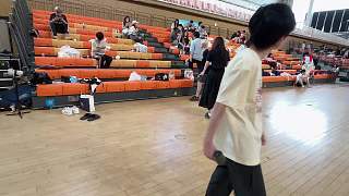 男子吹干褲子吊牌忘記摘
