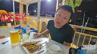 國外碰人妖驚呼手感不錯