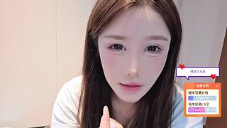 幼犬喝奶引觀眾擔(dān)憂拉肚子