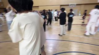 準(zhǔn)備拔河比賽氛圍熱烈