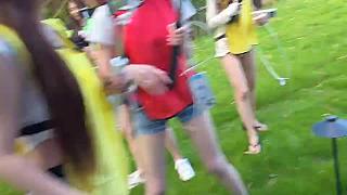 撕名牌游戲開場(chǎng)便結(jié)束