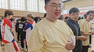 觸碰泡泡致畫面意外倒置