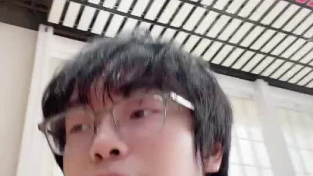 好奇手机直播设备使用方式