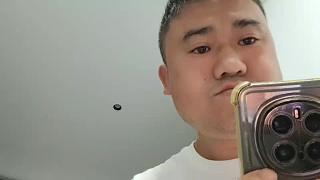 手機反光時疑惑問怎么啦