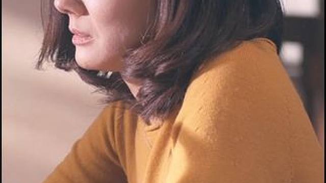 妈妈再婚丈夫死了，竟叫儿子来给自己凑数 #家庭 #电影