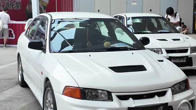 不得不说广东玩车的氛围真的好#保时捷  #情怀车  #宝马  #改装车