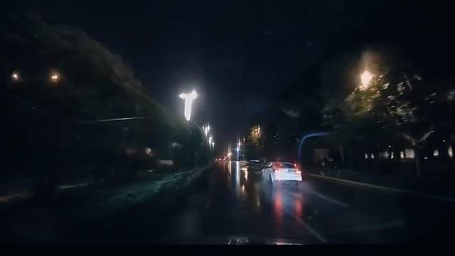 全职工作不等于每天都要上班，真正的高手都明白，精力比时间更稀缺... (1)