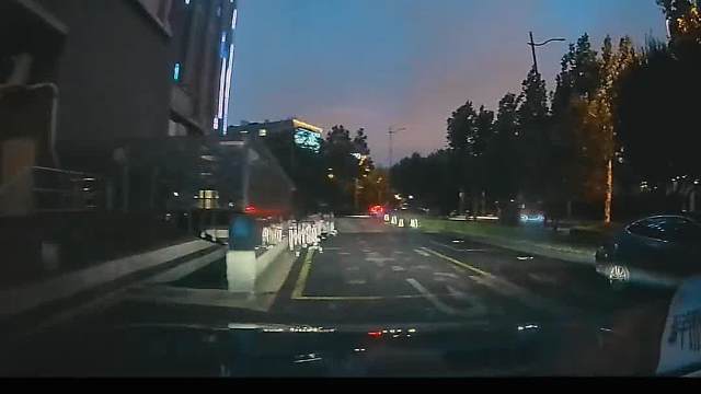 多一人观看，少一人受骗  (1)