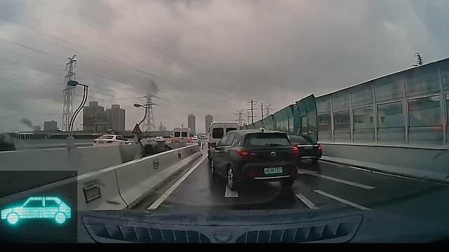 女朋友约会总想带上闺蜜，高情商男朋友这样回复... (1)