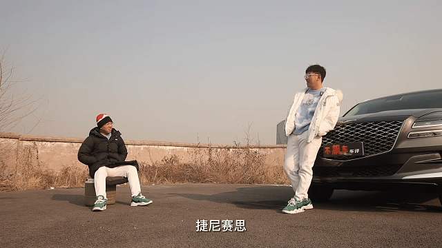 113. 当一辆豪华车开始有诚意的时候，它已经不够豪华了！