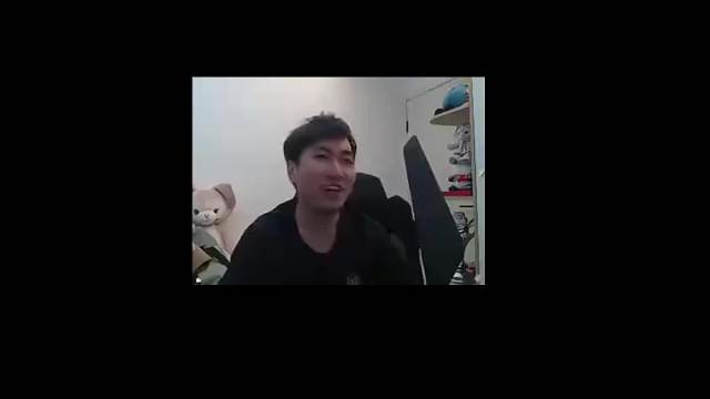 御金大师(下） 红莲御金师开局疯狂打钱，直接领先一个对冲基金。16连胜轻松上十