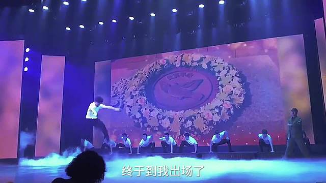 搞笑配音，舞台表演失误的搞笑时刻