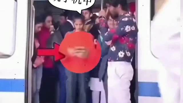 他甚至都不用回头看