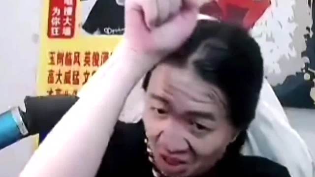 德华借号混入冲击巅峰前十，却意外撞车张老三和蜜小涛！