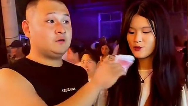 盘点奇葩食物街头挑战 #街头美食 #每日一笑 #街头挑战