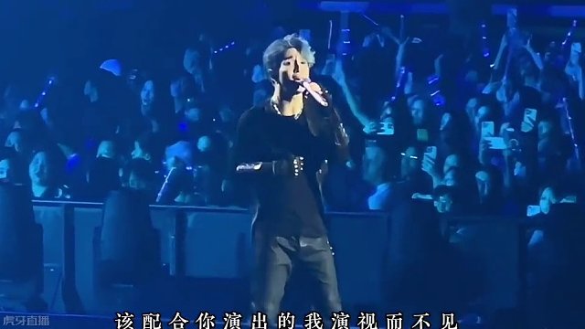 “可你曾经那么爱我 干嘛演出细节”
#薛之谦新加坡演唱会#演员#现场版live#薛之谦演唱会#音乐现