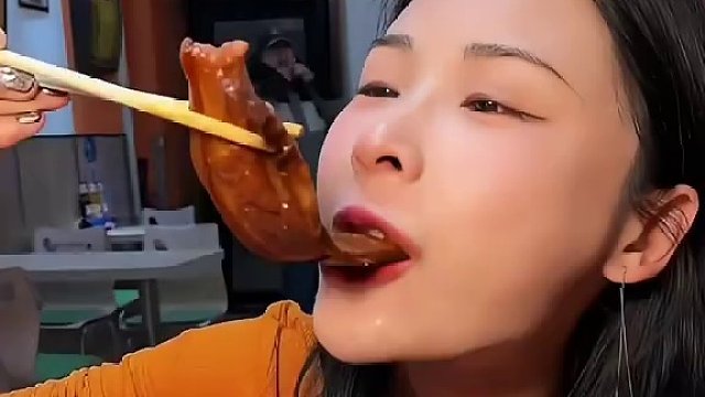 宝贝们！来哈尔滨必须要实现 扒肉自由！！太过瘾啦#我爱吃肉肉 #我是吃货我快乐 #吃货日常记录 #好