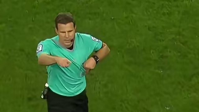 起猛了，裁判都开始搞内订