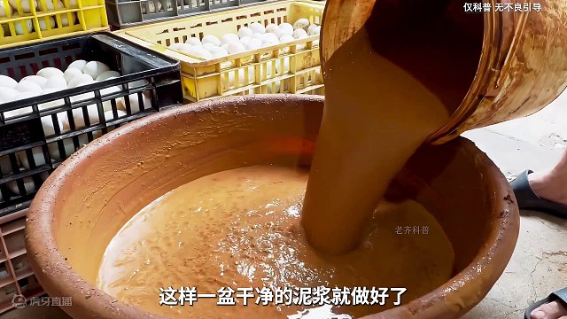 真没想到咸蛋黄竟然可以做出这种美味#蛋黄酥 #制作过程 #科普 #雪媚娘蛋黄酥 #三只松鼠