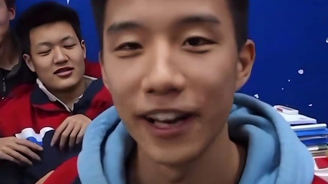 #青春时代 #校园  快门按下的瞬间，便是永恒#学生 #学生时代最美好的瞬间