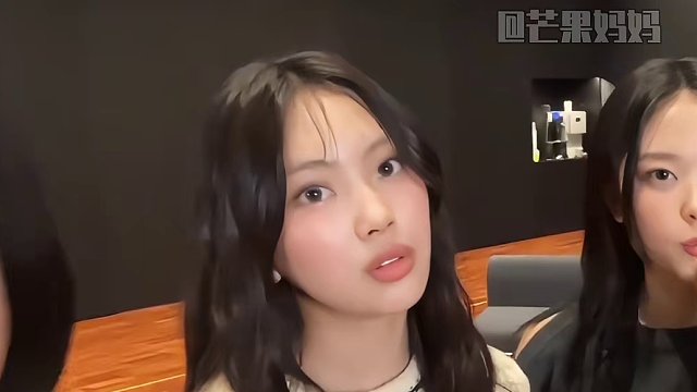 #Minji为没吃过刀削面道歉  因为挑食不喜欢尝试新的食物所以没吃过刀削面而被骂了将近一年的女爱豆