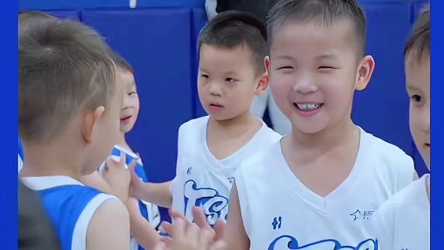 真的会被这些古灵精怪的小球员可爱到！#ESBA #东方启明星 #hopebetter #这是我的主场